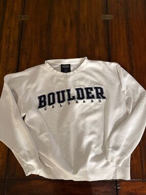 White Boulder Colorado Crewneck Sweatshirt - Unbranded